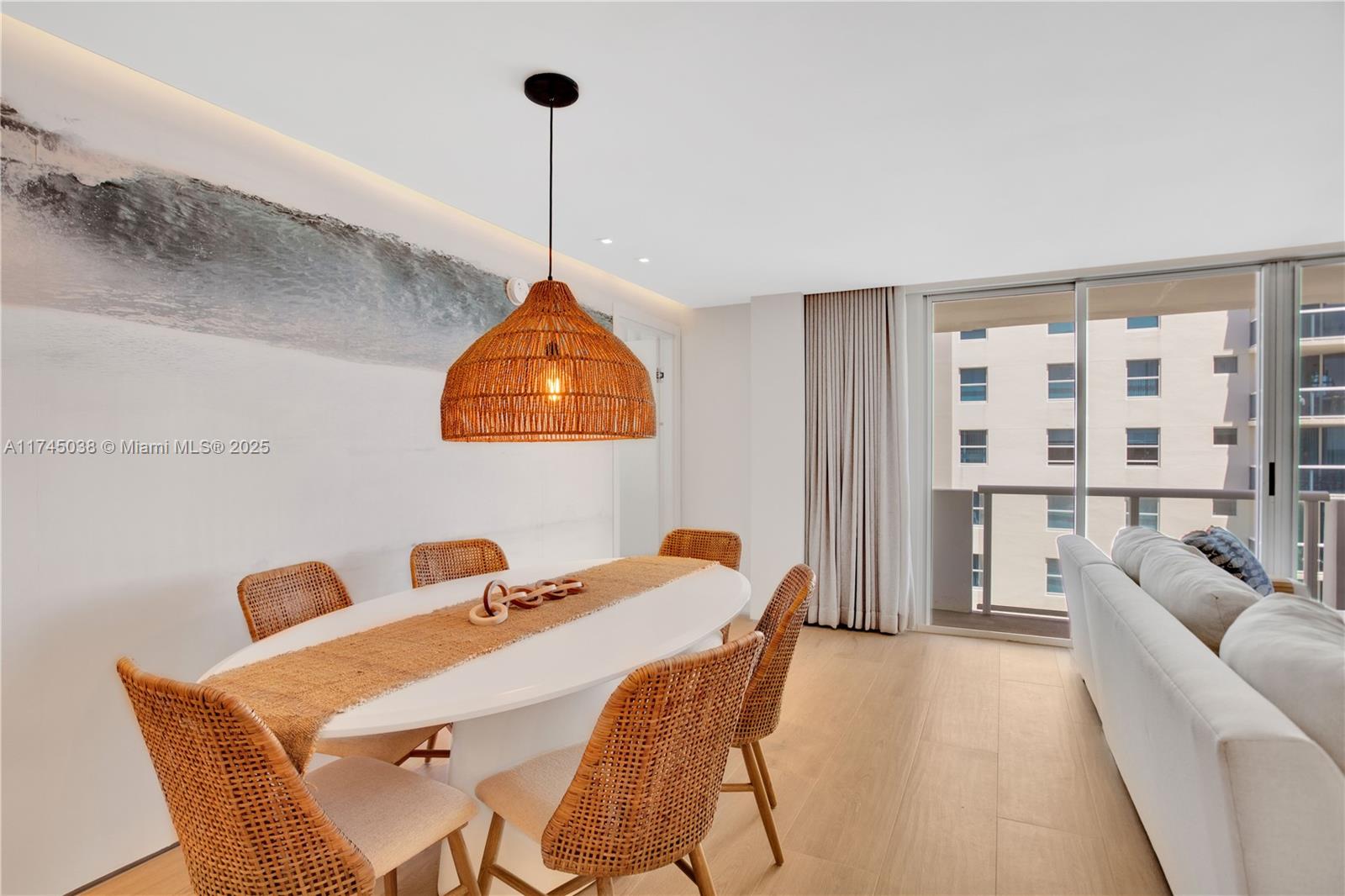 CARLISLE ON THE OCEAN CON - Residential Lease