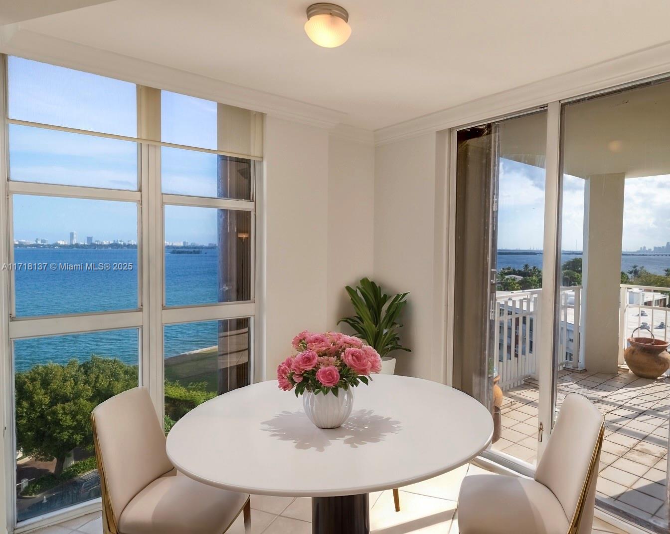 4000 Towerside Ter 908