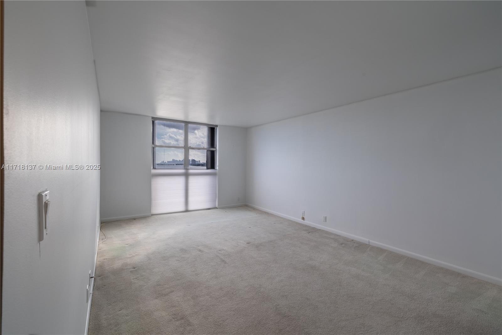 THE TOWERS OF QUAYSIDE CO - Residential