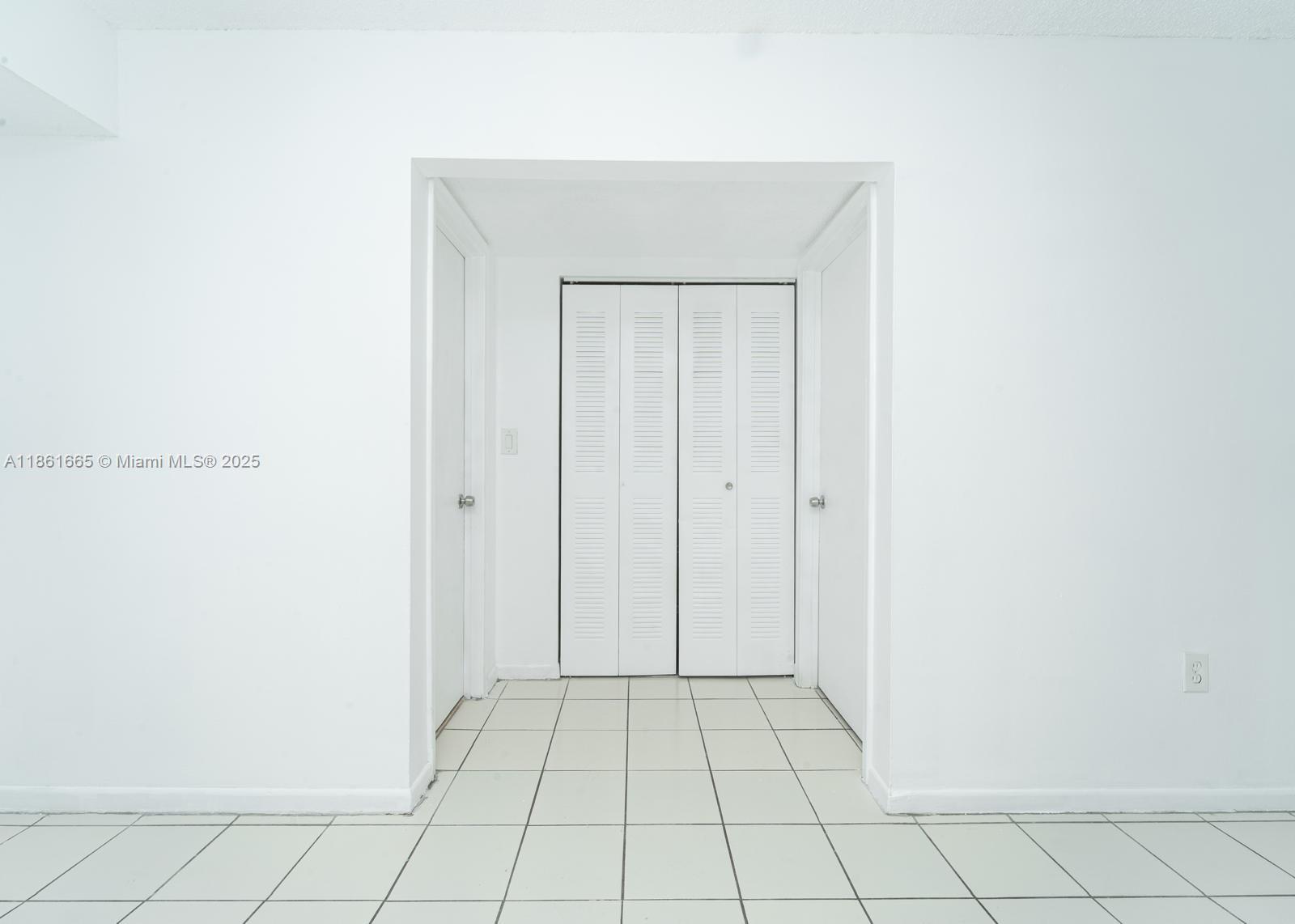 SOLEIL LAKE CONDO - Residential