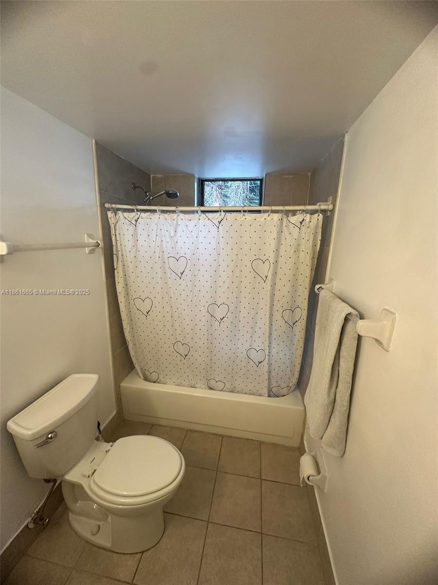 576 NW 114th Ave 203