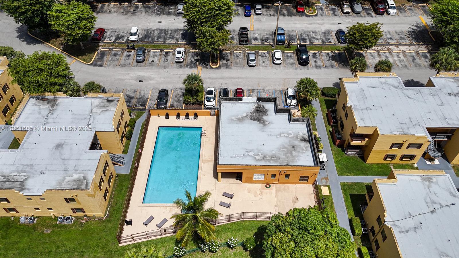 SOLEIL LAKE CONDO - Residential