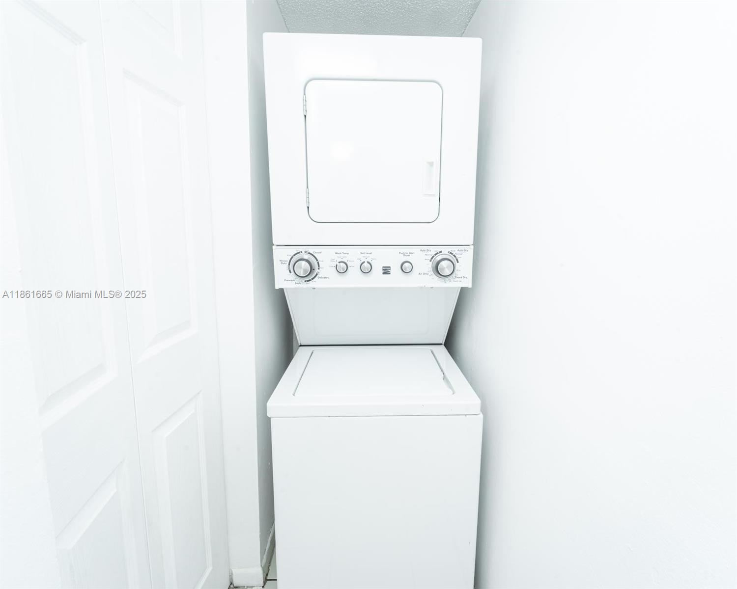 SOLEIL LAKE CONDO - Residential