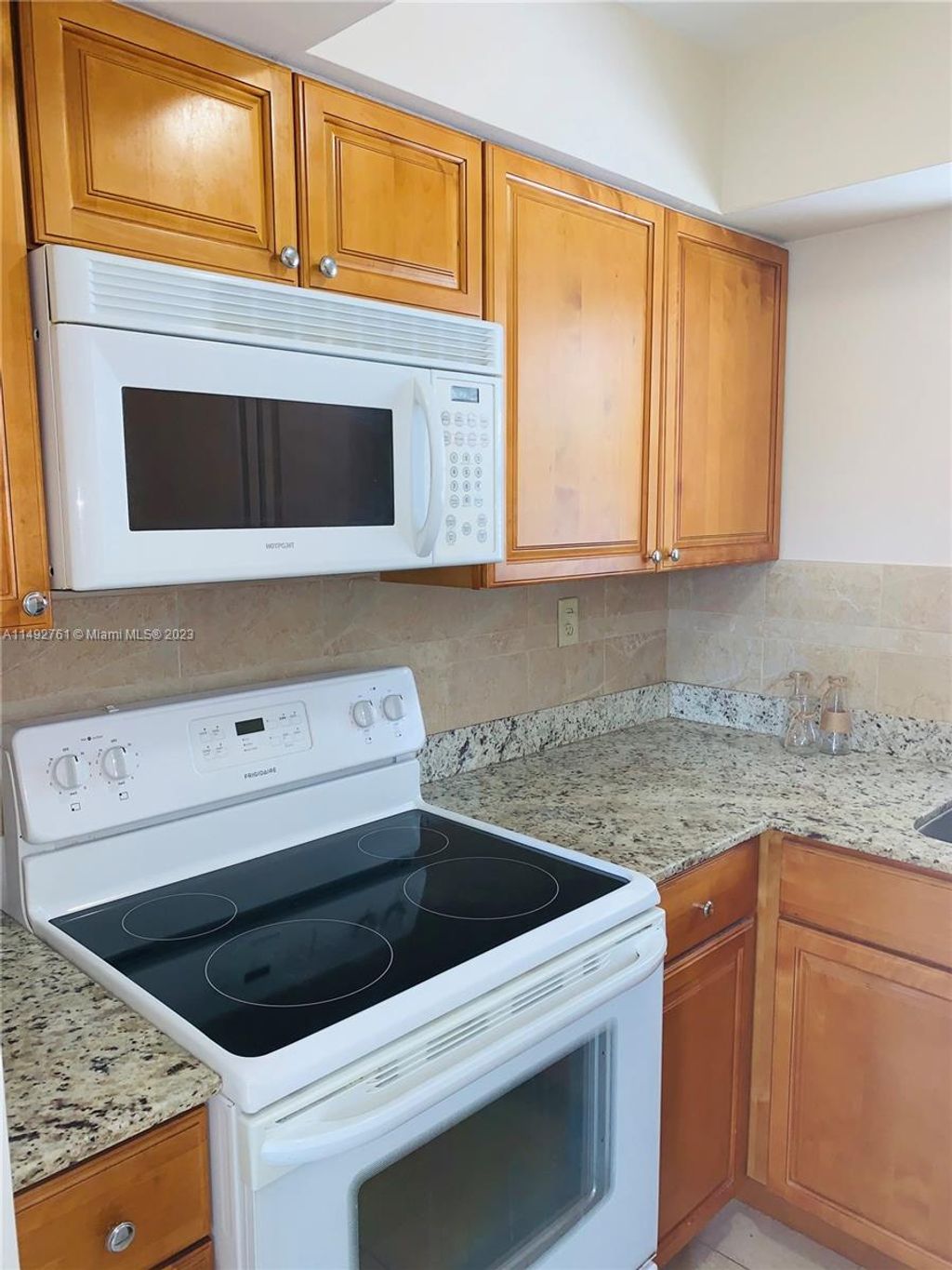 Photo of 1980 NE 38th St #1, Oakland Park, FL 33308 (MLS # A11492761)