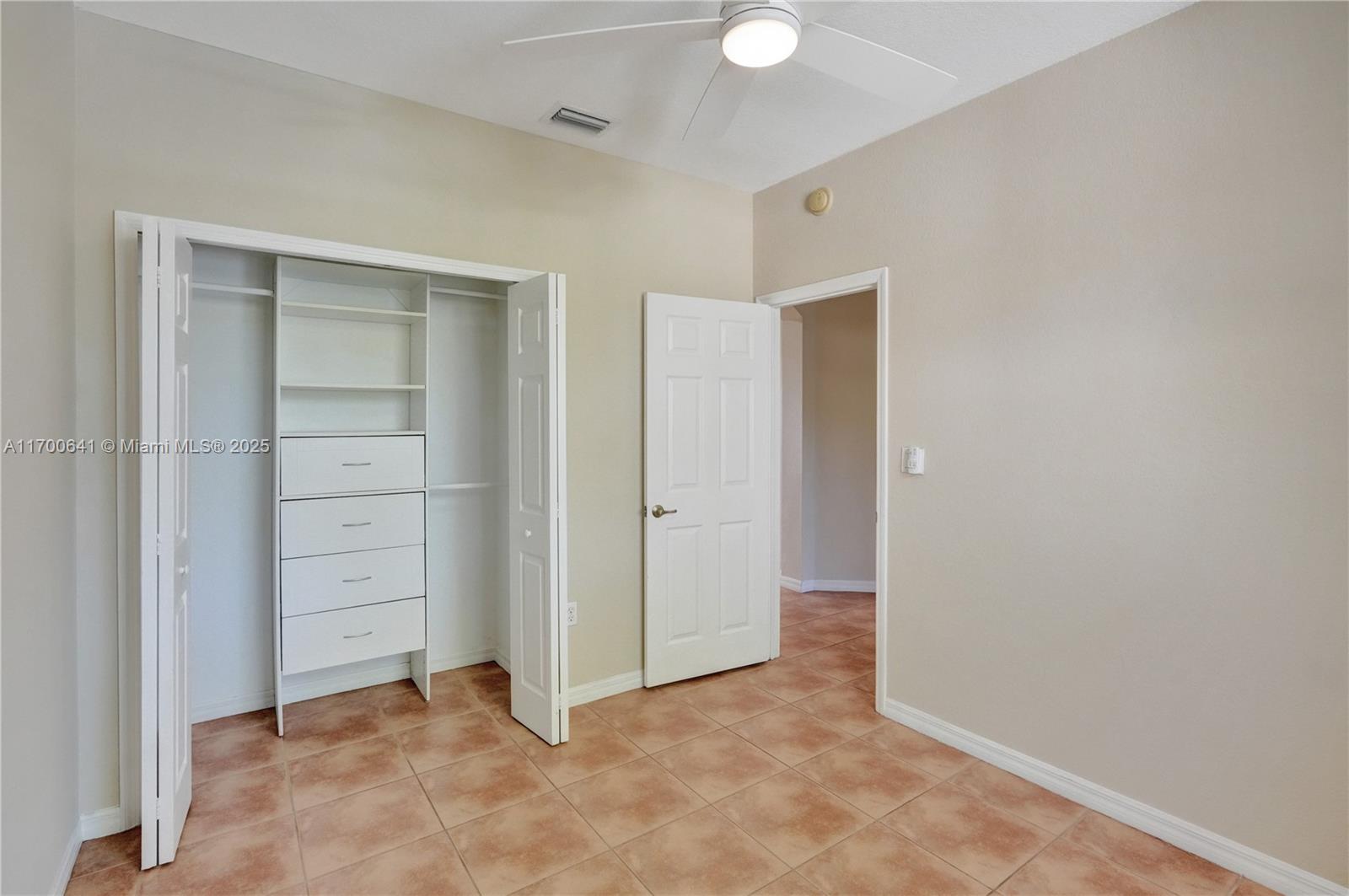 KENDALL BREEZE - Residential