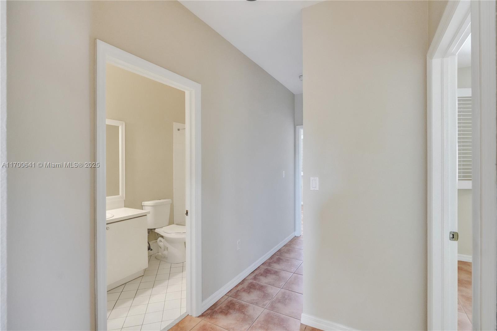 KENDALL BREEZE - Residential