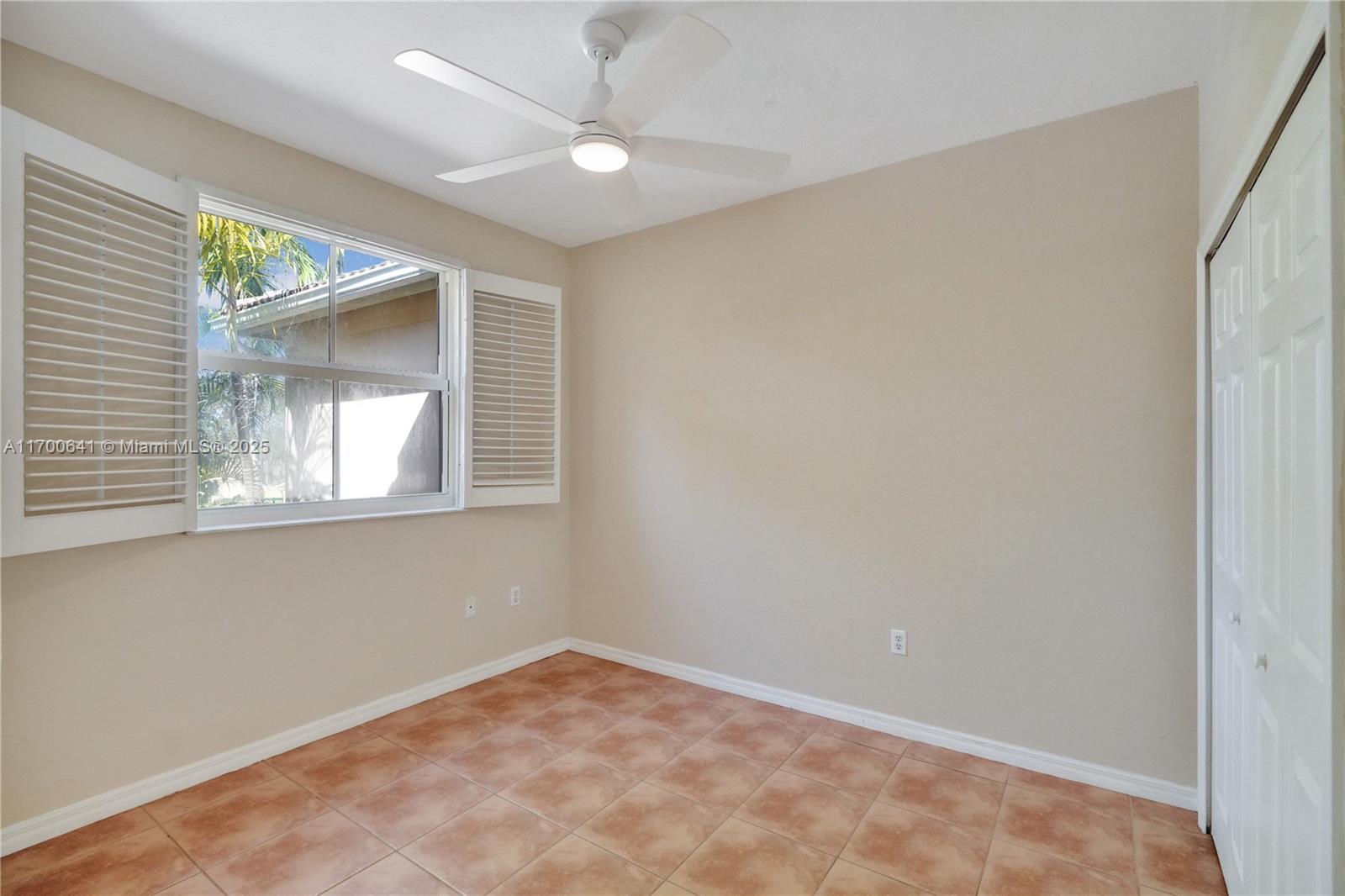 KENDALL BREEZE - Residential
