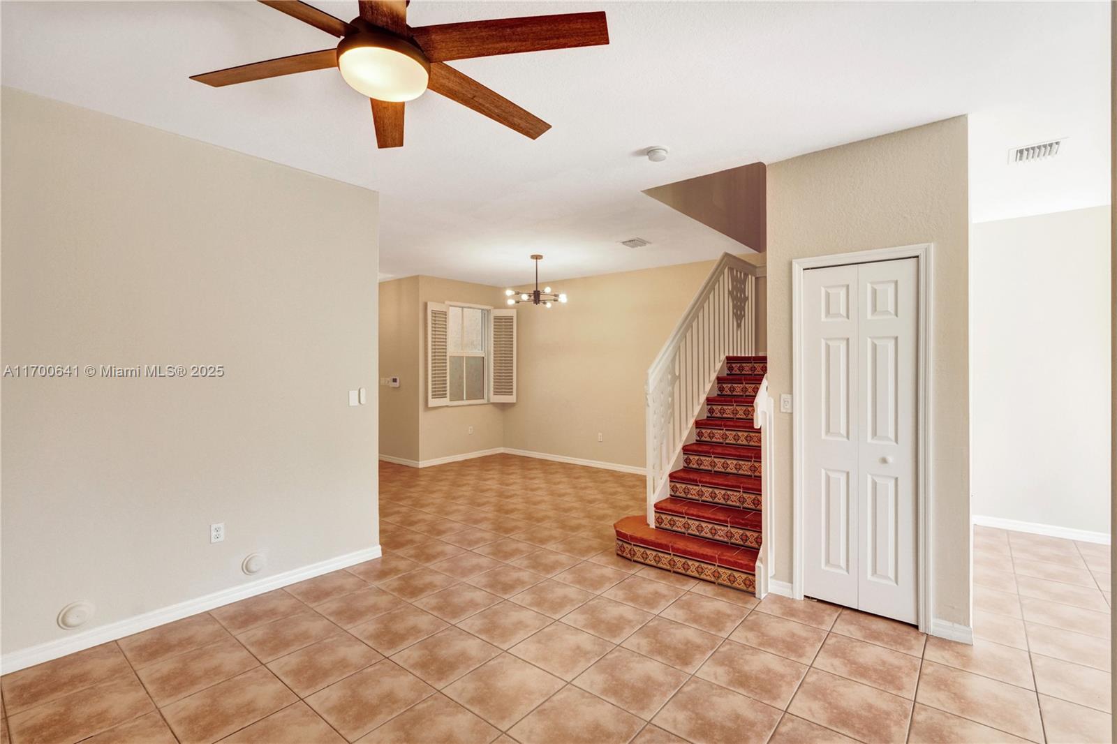KENDALL BREEZE - Residential
