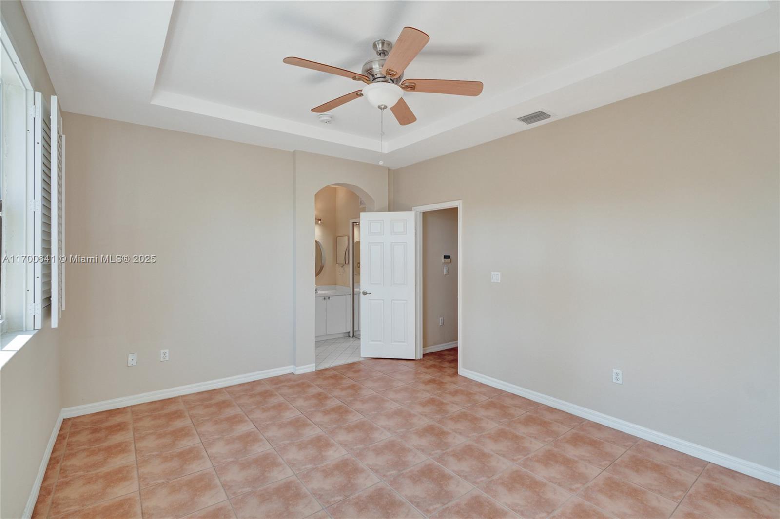 KENDALL BREEZE - Residential