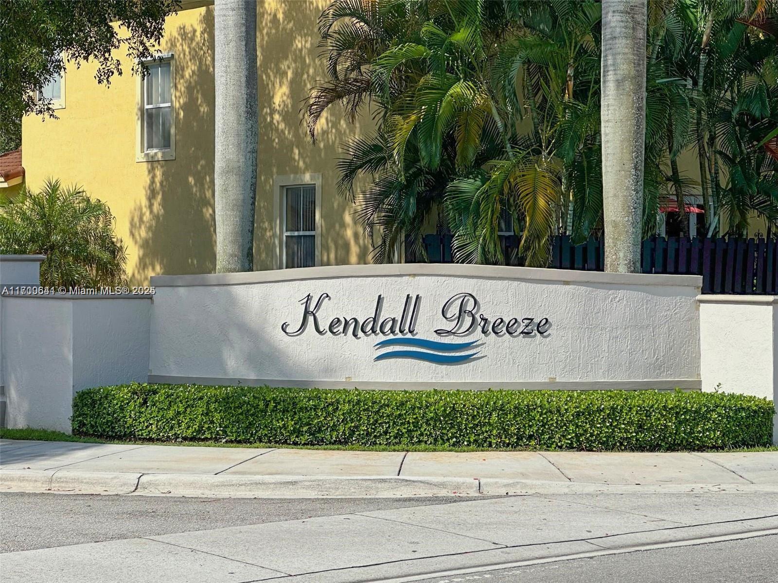 KENDALL BREEZE - Residential
