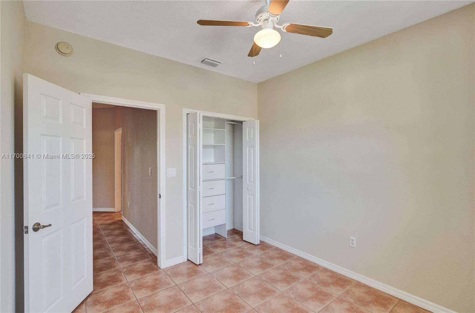 KENDALL BREEZE - Residential