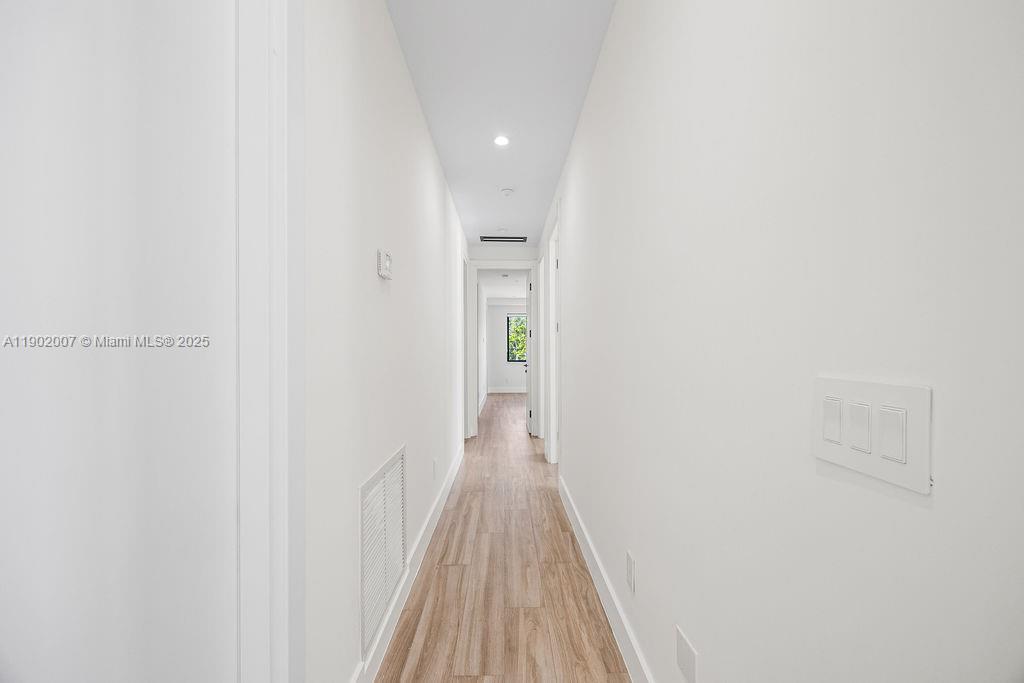 VICTORIA PARK CORR AMEN P - Residential