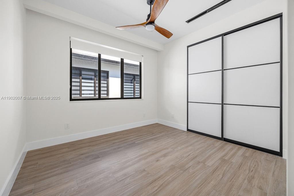 VICTORIA PARK CORR AMEN P - Residential