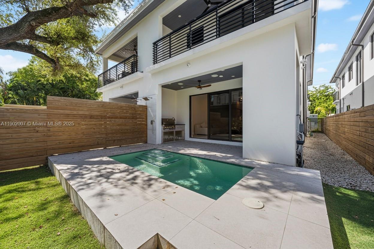 VICTORIA PARK CORR AMEN P - Residential
