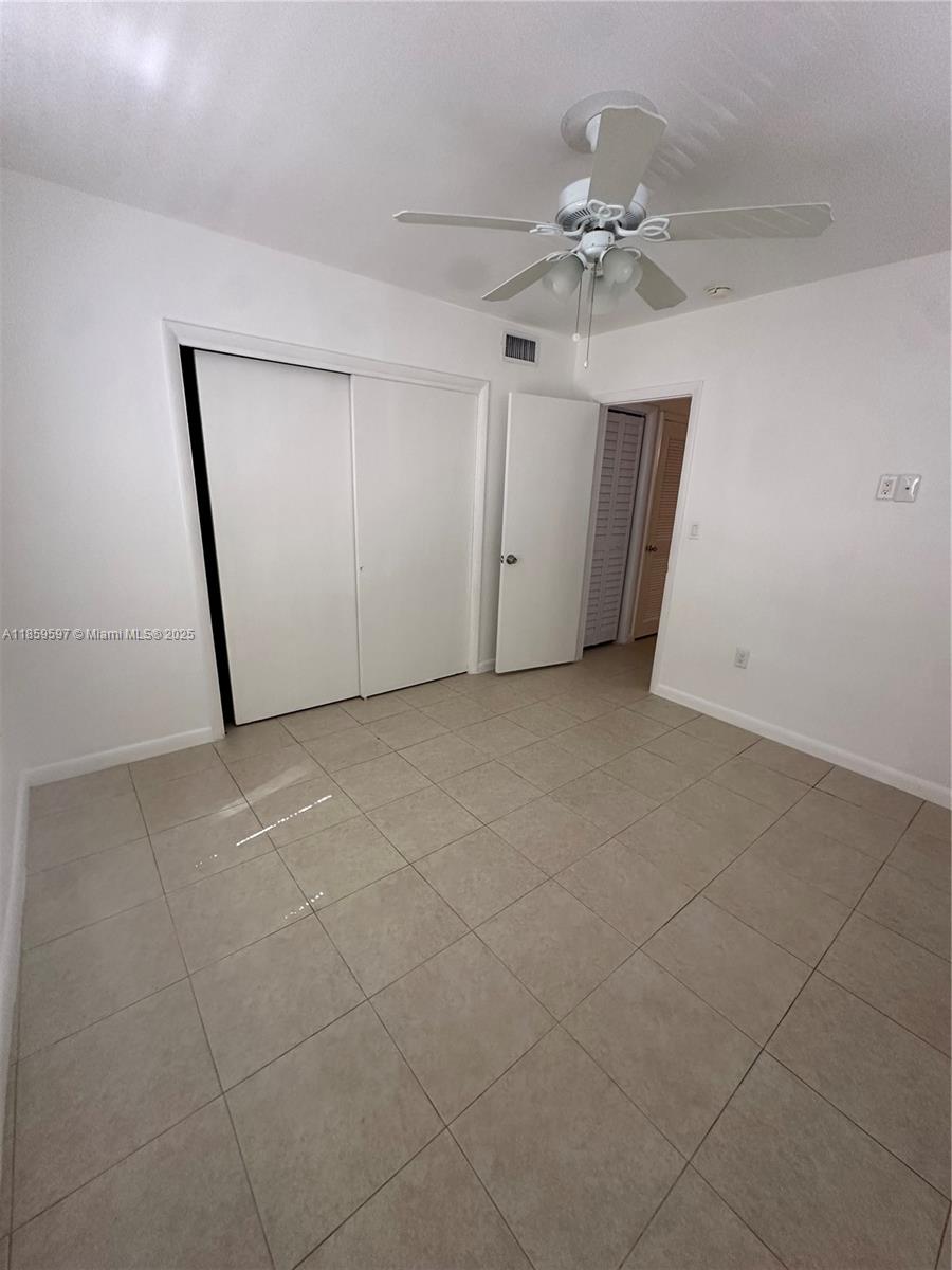 SUNRISE CLUB CONDO - Residential Lease