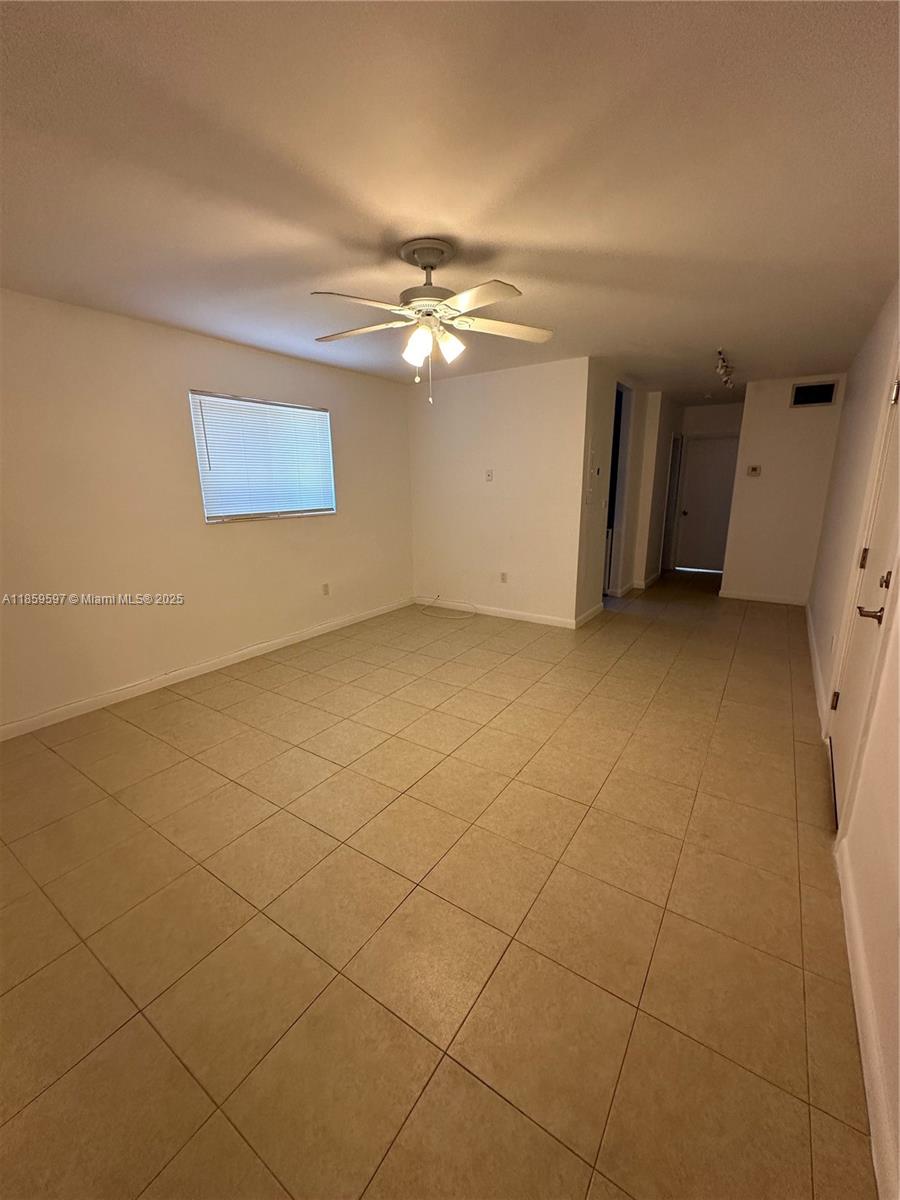 SUNRISE CLUB CONDO - Residential Lease