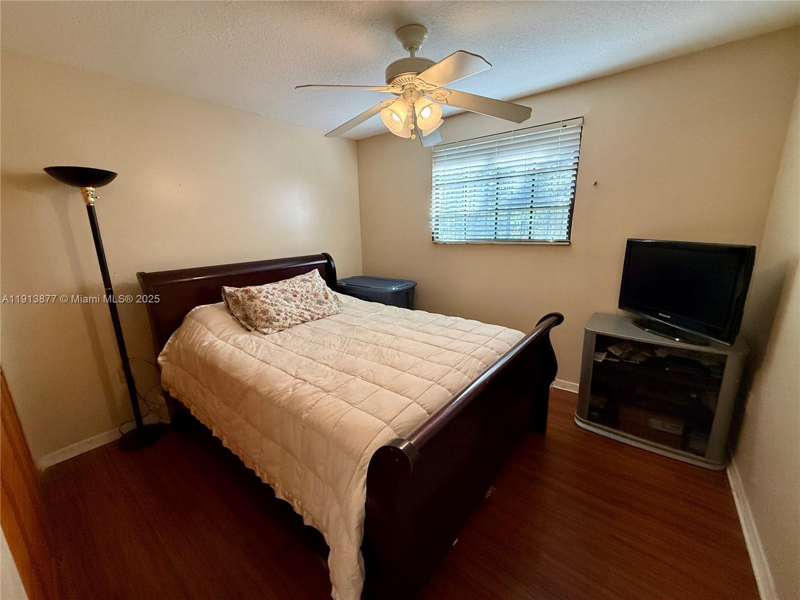 KENLAND HOMES - Residential