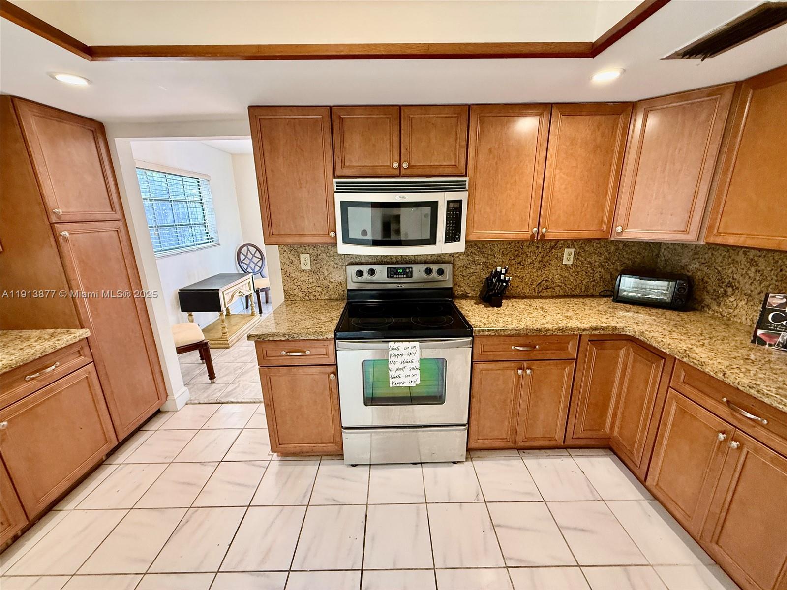 KENLAND HOMES - Residential