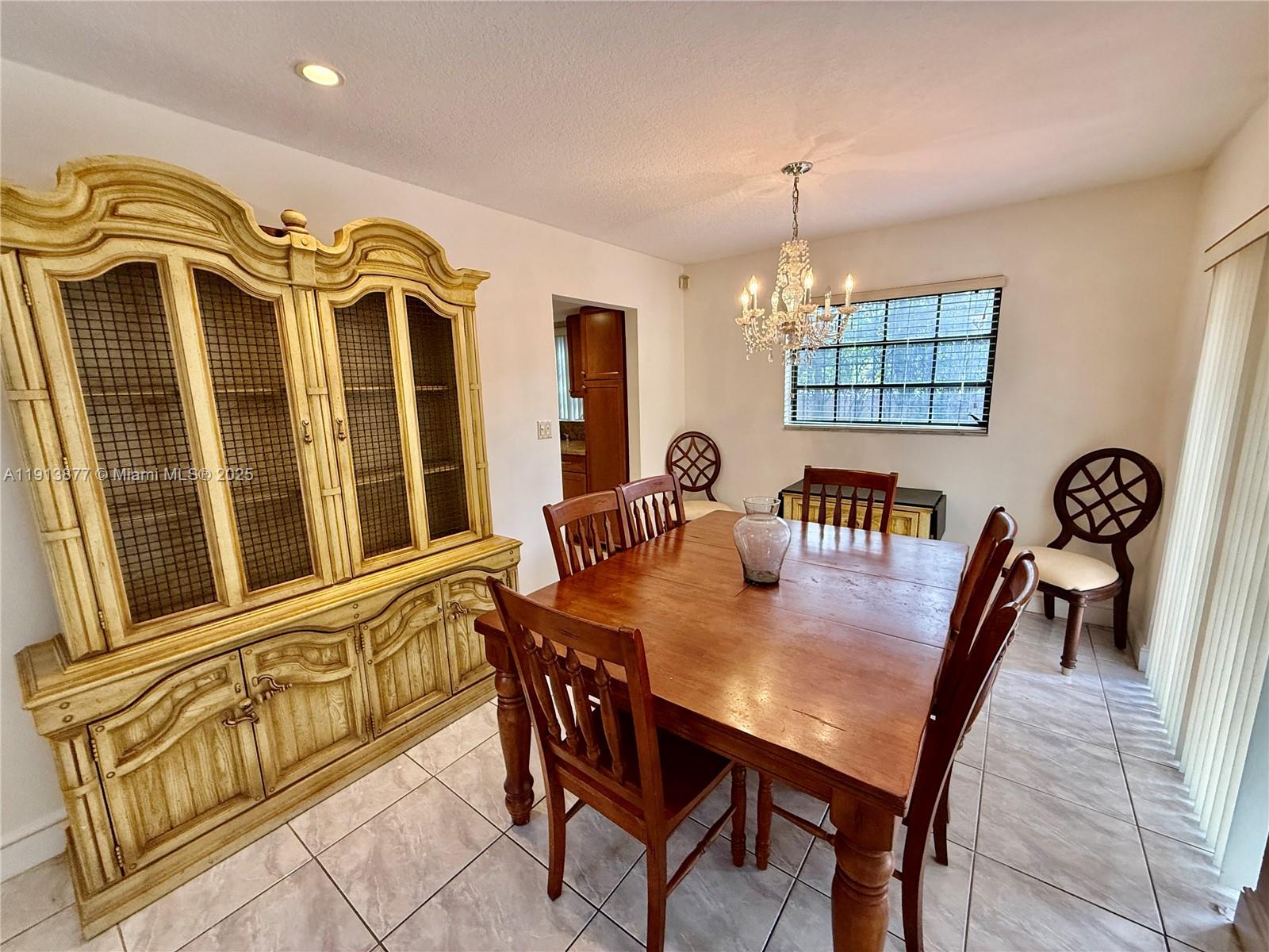 KENLAND HOMES - Residential