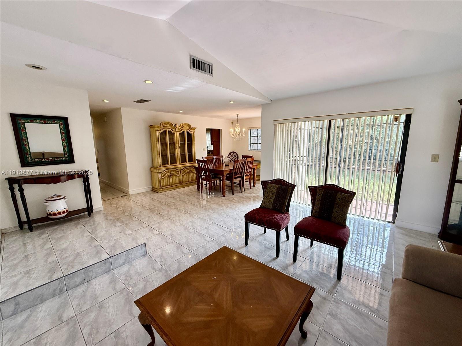 KENLAND HOMES - Residential