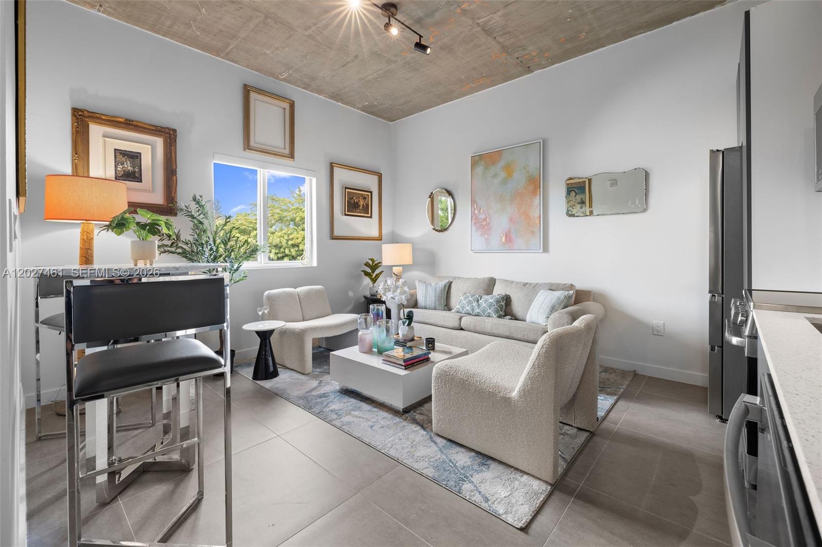 315 NW 32 ST 302