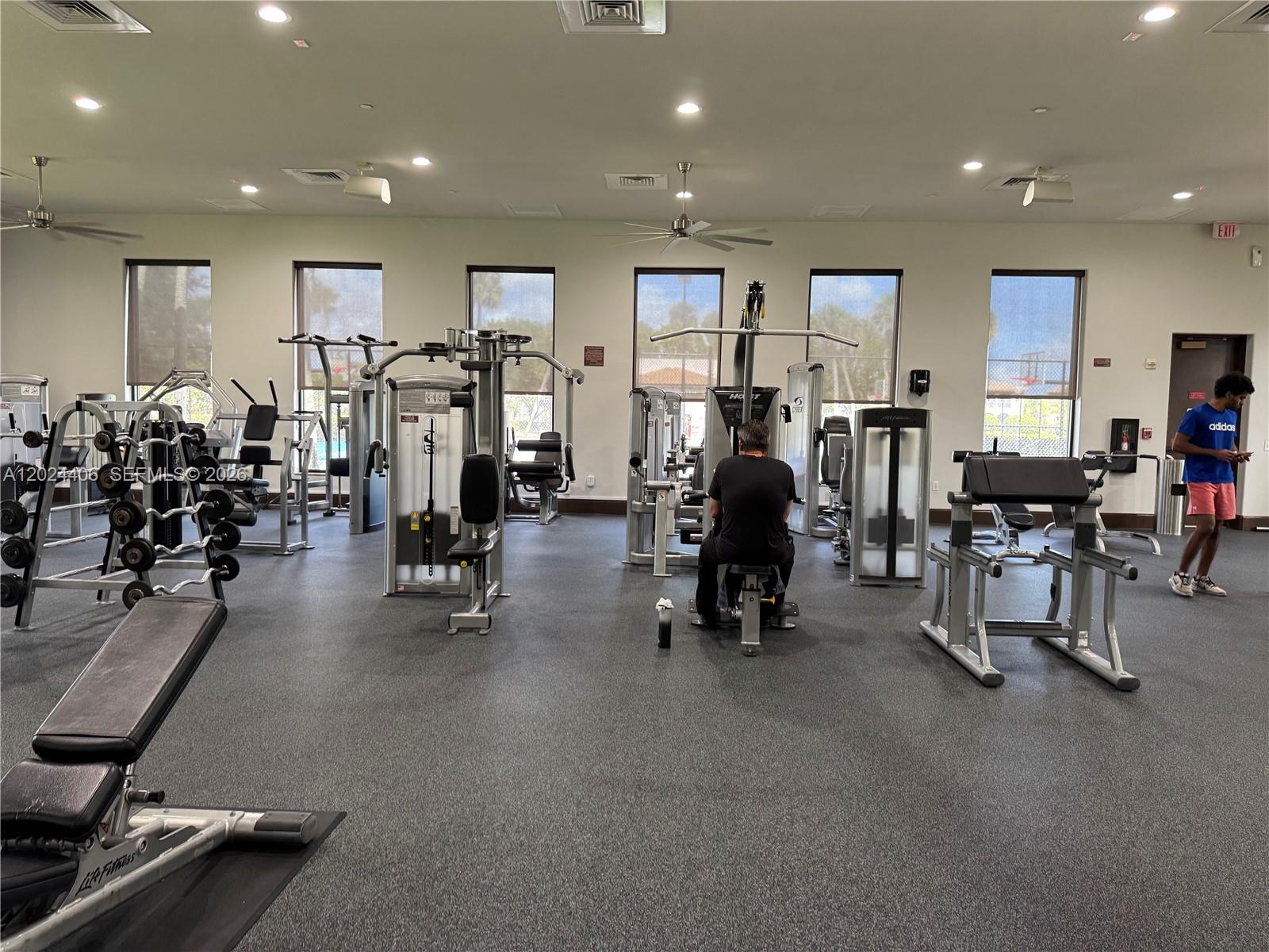 HERON BAY CENTRAL - Residential Lease