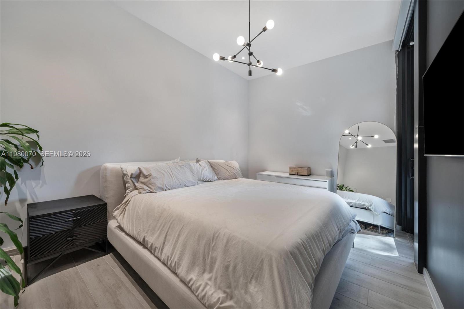 3156 SW 27th Ave 101