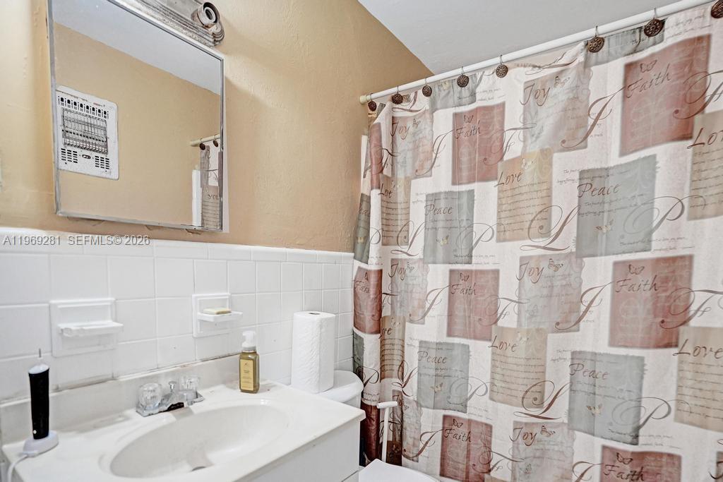 KENDALL GREEN SEC - Residential