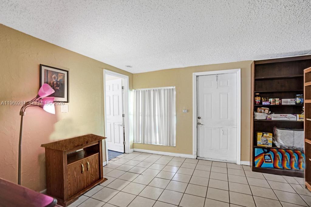 KENDALL GREEN SEC - Residential