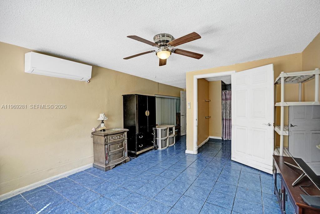 KENDALL GREEN SEC - Residential