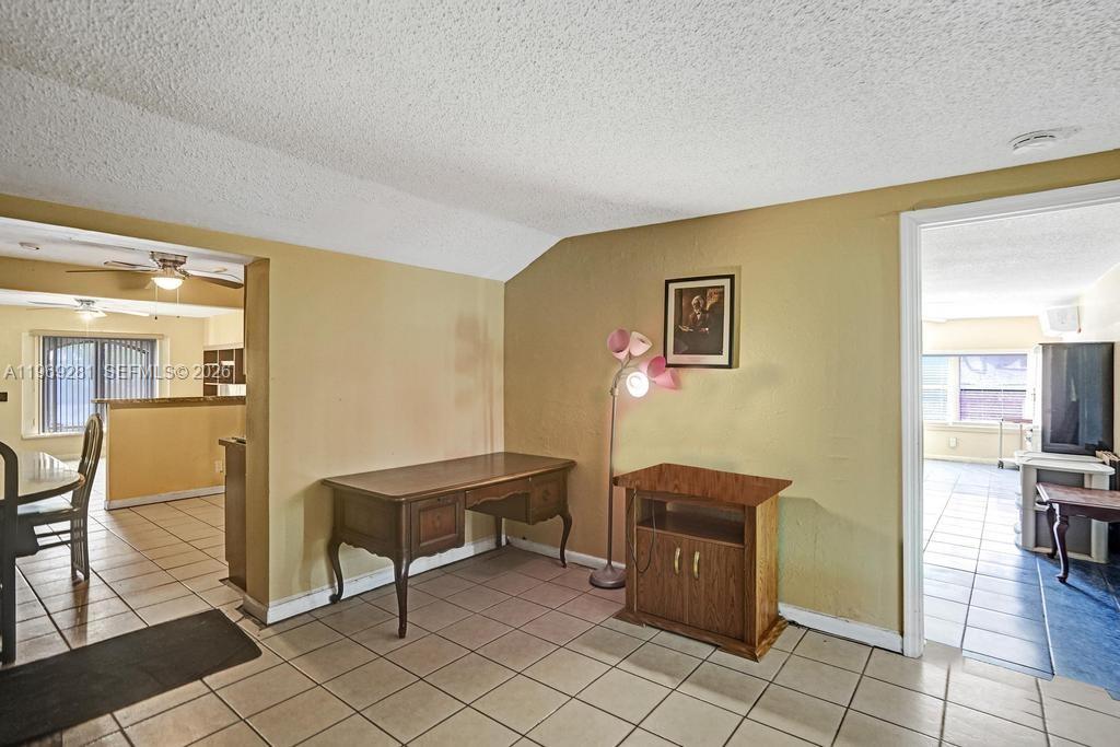 KENDALL GREEN SEC - Residential