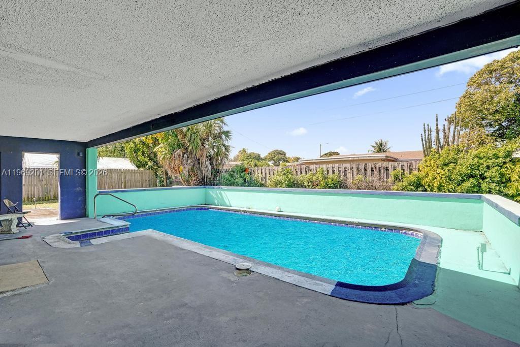 KENDALL GREEN SEC - Residential