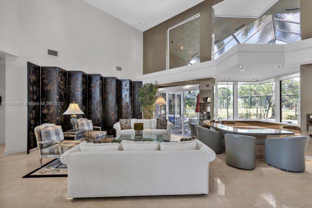 ST ANDREWS COUNTRY CLUB - Residential