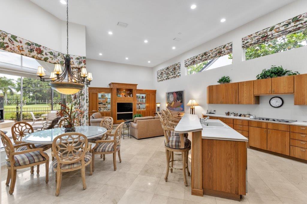 ST ANDREWS COUNTRY CLUB - Residential