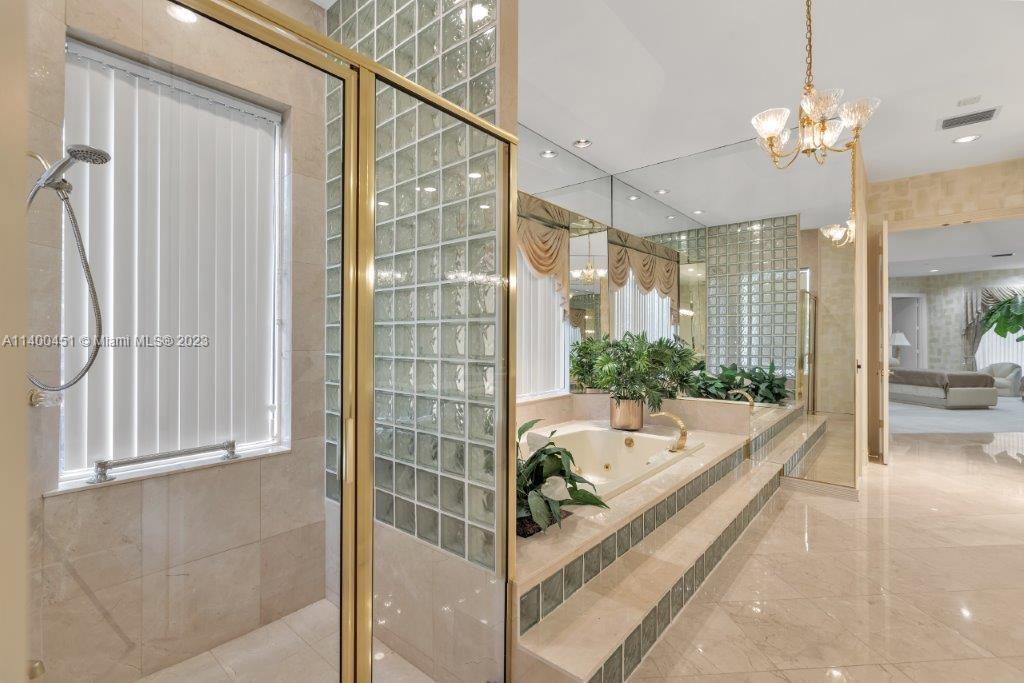 ST ANDREWS COUNTRY CLUB - Residential