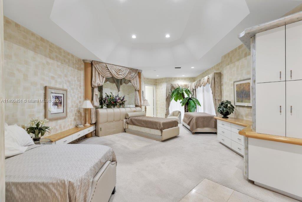 ST ANDREWS COUNTRY CLUB - Residential