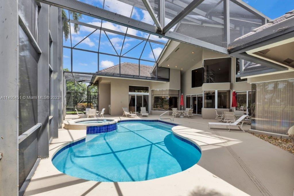 ST ANDREWS COUNTRY CLUB - Residential