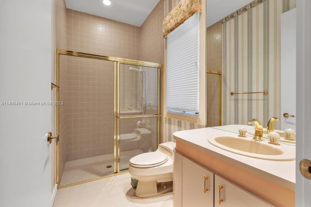 ST ANDREWS COUNTRY CLUB - Residential