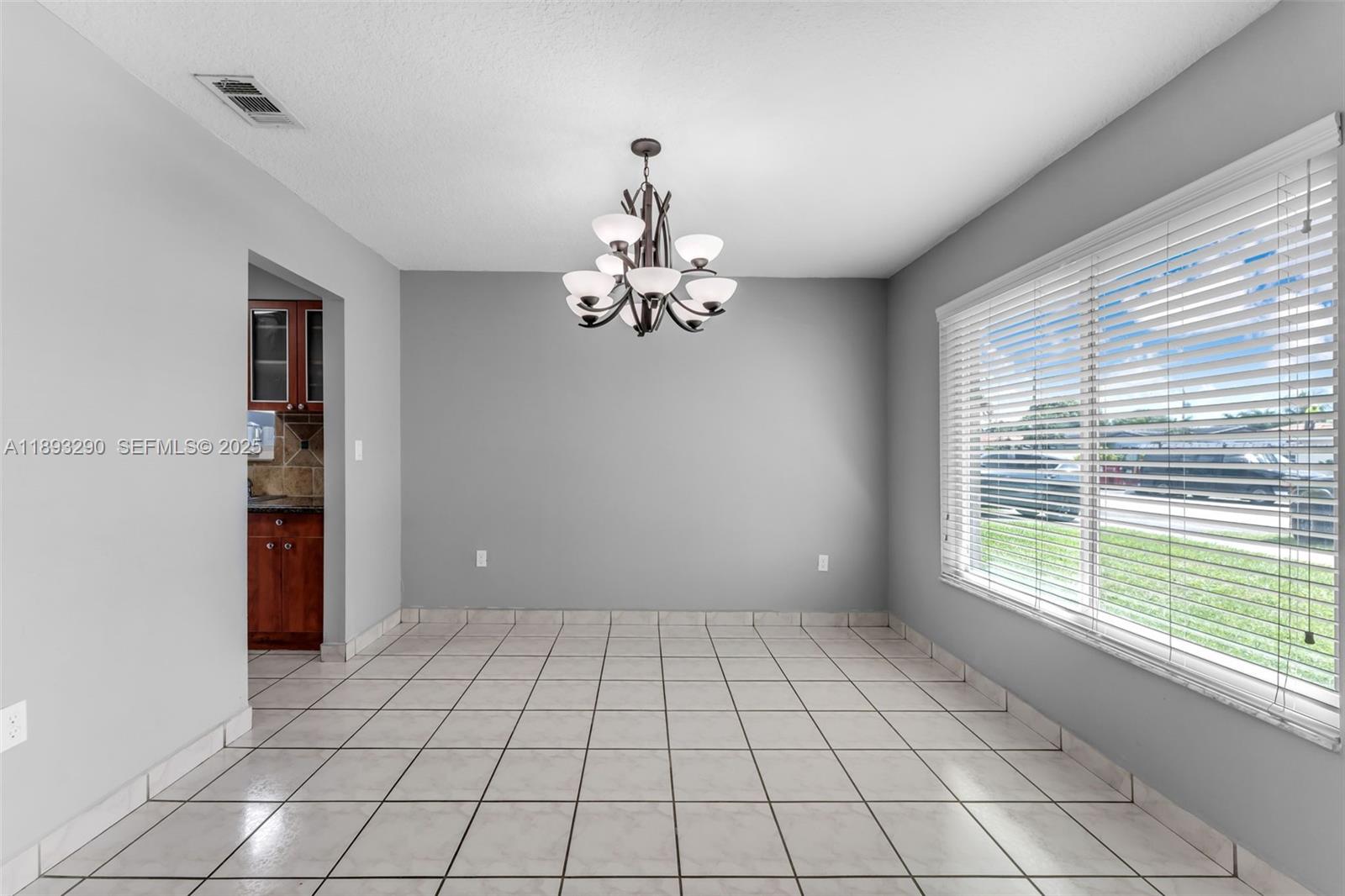 SEVILLA HEIGHTS - Residential