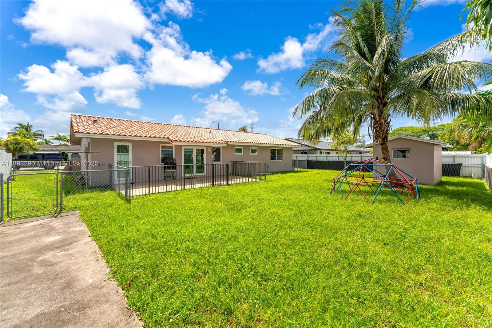 SEVILLA HEIGHTS - Residential
