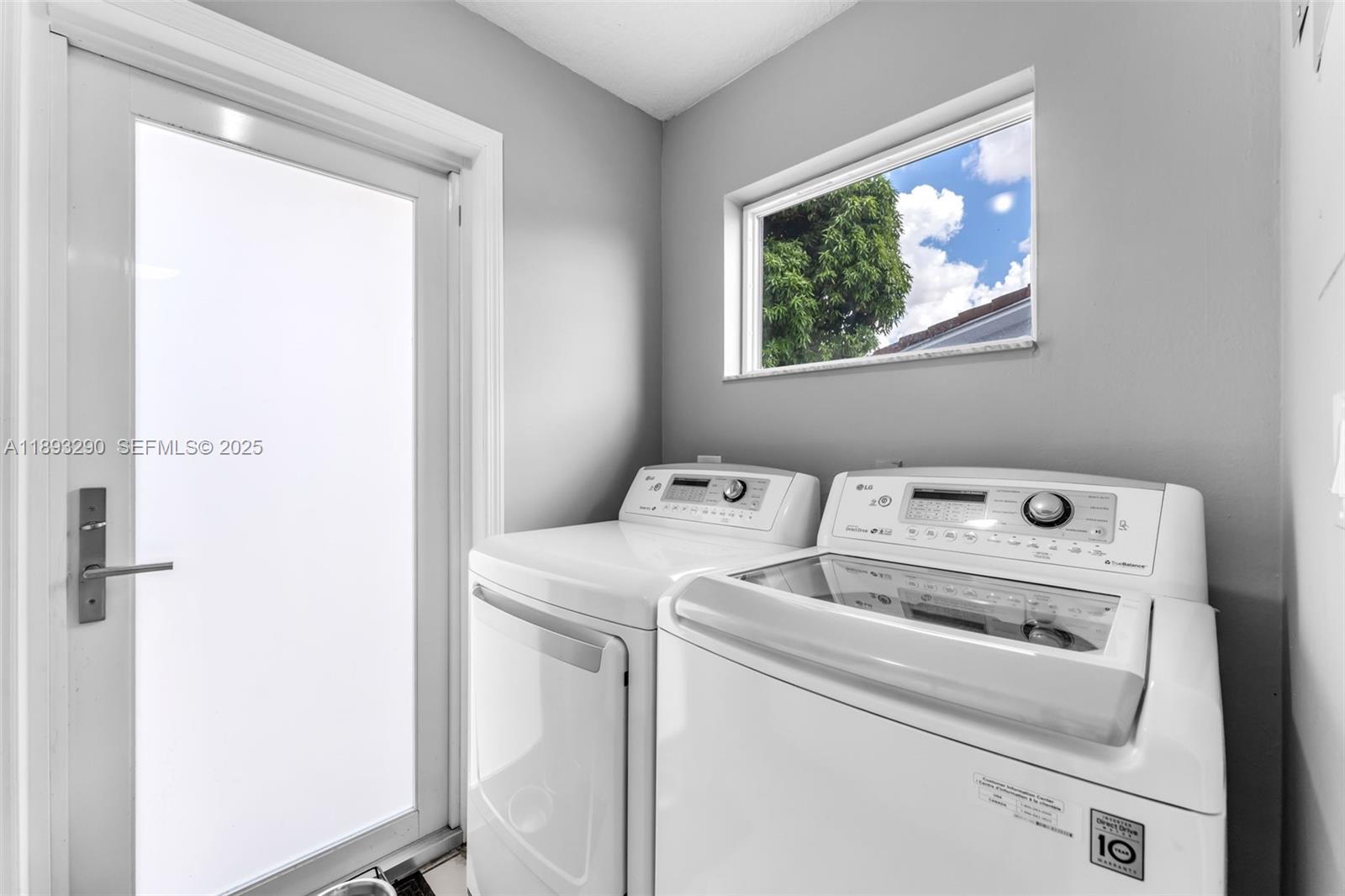 SEVILLA HEIGHTS - Residential