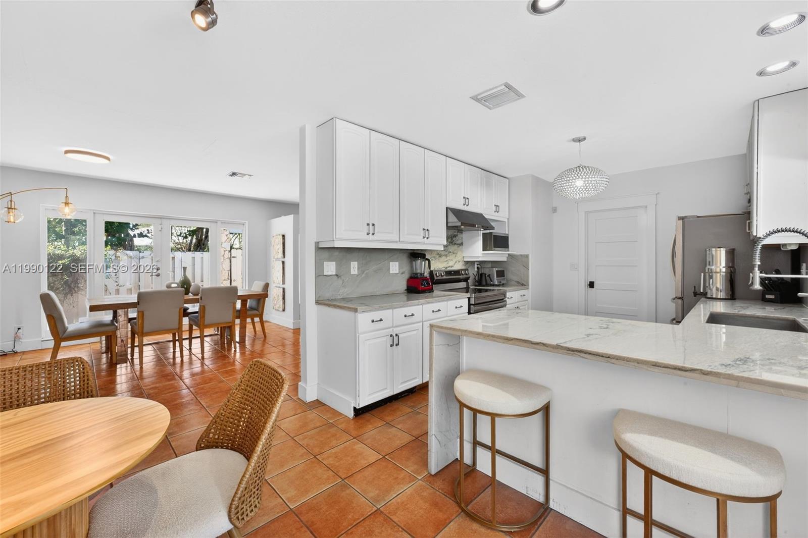 PINE TREE ESTATES - Residential