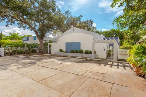 2825 SW 3rd Ave 1 Miami FL 33129