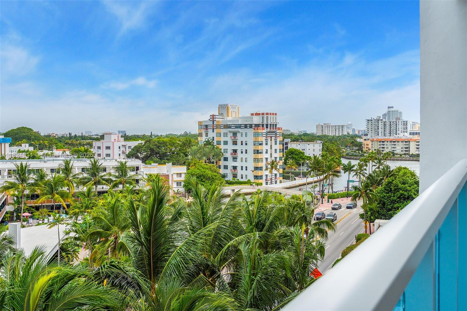 RONEY PALACE CONDO - Residential Lease