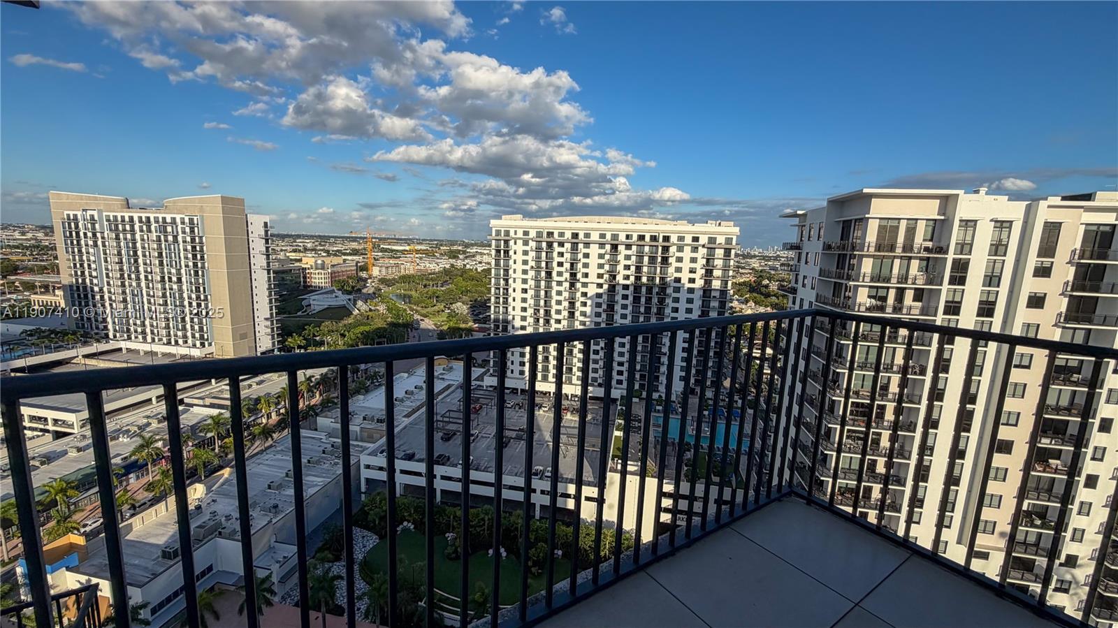 5252 PASEO CONDO - Residential Lease