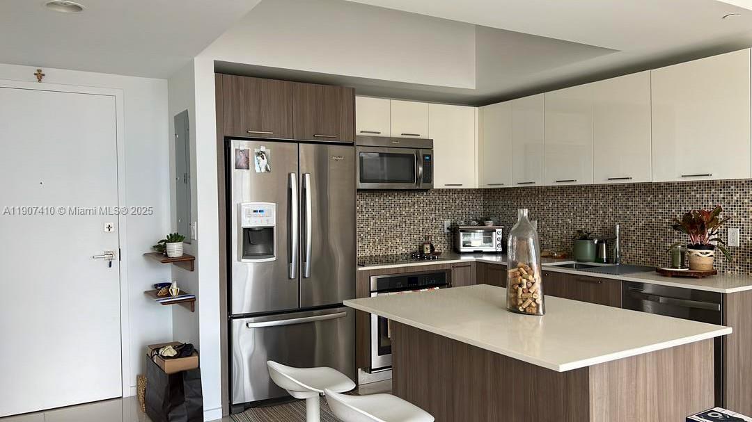 5252 PASEO CONDO - Residential Lease