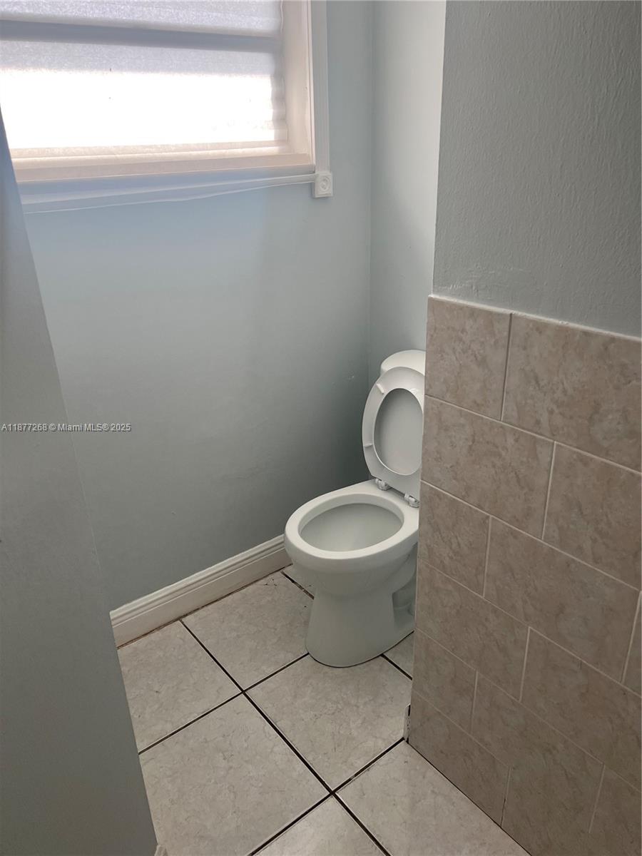 JADE WINDS GROUP - - Residential