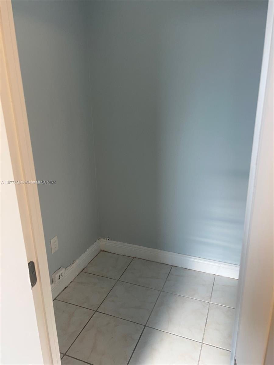 JADE WINDS GROUP - - Residential