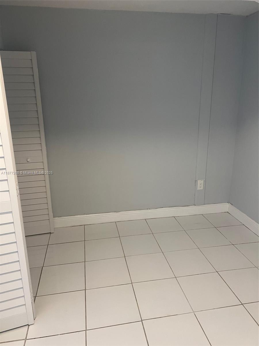 JADE WINDS GROUP - - Residential