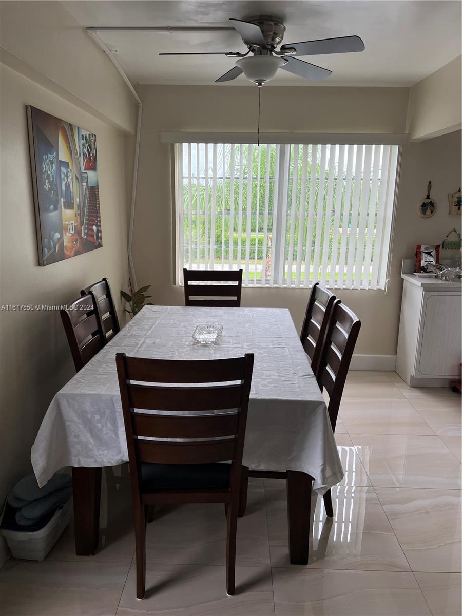 SUFFOLK AT CENTURY VILLAG - Residential